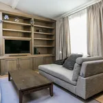 Rent 1 bedroom apartment of 41 m² in Paris