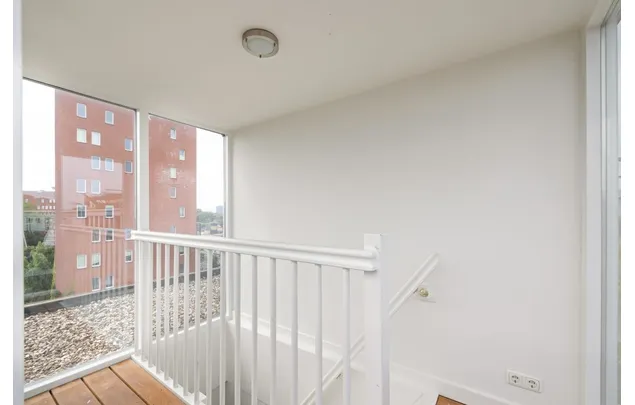 Huur 2 slaapkamer appartement van 92 m² in amsterdam