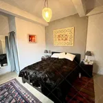 Rent 3 bedroom apartment of 180 m² in Budapest