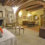 Rent 3 bedroom apartment of 100 m² in Cortona