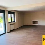 Ενοικίαση 5 υπνοδωμάτιο σπίτι από 282 m² σε Kalyvia Thorikou Municipal Unit