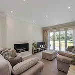 Rent 5 bedroom house in South East England