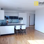 Rent 2 bedroom apartment of 77 m² in Pilsen