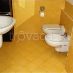 Rent 4 bedroom apartment of 90 m² in Modena