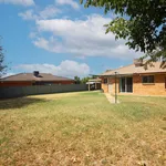 Rent 3 bedroom house in Glenfield Park