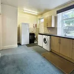 Rent 3 bedroom house in Kirklees