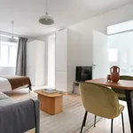 Rent 1 bedroom apartment of 41 m² in Lisbon