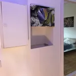 Rent 2 bedroom apartment of 70 m² in Berlin