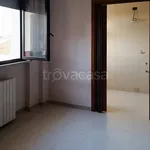 Affitto 3 camera appartamento di 80 m² in Foggia