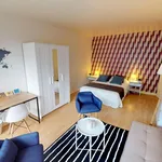  appartement avec 3 chambre(s) en location à Paris