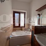 Rent 4 bedroom apartment of 145 m² in Rome