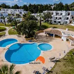 Rent 2 bedroom apartment of 90 m² in Olhos de Água