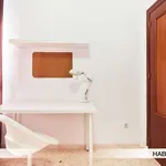 Rent a room in seville