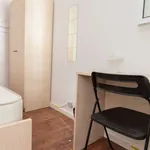 Rent a room in lisbon