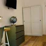 Rent a room in lisbon