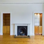 Rent 2 bedroom apartment in Edinburgh