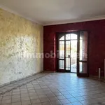 Affitto 4 camera casa di 150 m² in Giugliano in Campania