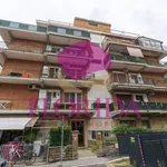 Affitto 3 camera appartamento di 92 m² in Pomezia