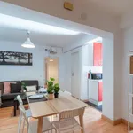 Rent a room of 160 m² in madrid