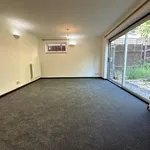 Rent 4 bedroom house in East Midlands