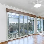 Rent 2 bedroom apartment in Melbourne