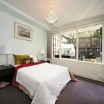 Rent 2 bedroom apartment in Prahran