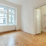 Pronajměte si 3 ložnic/e byt o rozloze 93 m² v Capital City of Prague