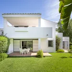 Rent 4 bedroom house of 183 m² in Málaga