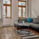 Miete 4 Schlafzimmer wohnung von 64 m² in Magdeburg