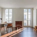 Maison de 250 m² avec 8 chambre(s) en location à Paris