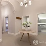 Rent 3 bedroom apartment in Edinburgh