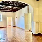 Rent 4 bedroom apartment of 200 m² in Rome