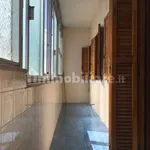 Rent 3 bedroom apartment of 95 m² in Bari