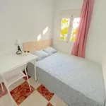 Rent 4 bedroom apartment in Seville