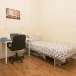 Rent a room in lisbon