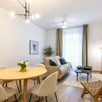 Rent 1 bedroom apartment of 90 m² in Valencia