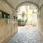 Rent 2 bedroom apartment of 55 m² in Naples