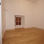 Appartement de 91 m² avec 4 chambre(s) en location à Poitiers