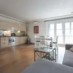 Rent 2 bedroom apartment of 90 m² in Berlin