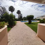 Rent 2 bedroom apartment of 90 m² in Quarteira