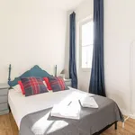 Rent a room of 90 m² in lisbon