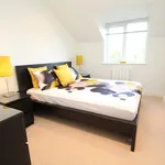 Rent 2 bedroom apartment in Leeds