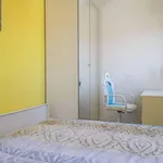 Rent a room in Madrid