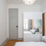 Rent 7 bedroom apartment in Lisbon