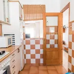 Rent 2 bedroom apartment of 65 m² in valencia