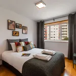 Alugar 1 quarto apartamento de 76 m² em Lisbon