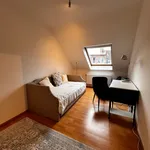 Miete 1 Schlafzimmer wohnung von 75 m² in Neuss