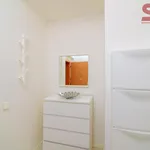 Rent 1 bedroom apartment of 45 m² in Praha 8