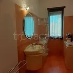 Rent 3 bedroom apartment of 150 m² in Milano