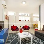 Rent 3 bedroom apartment of 90 m² in Milan